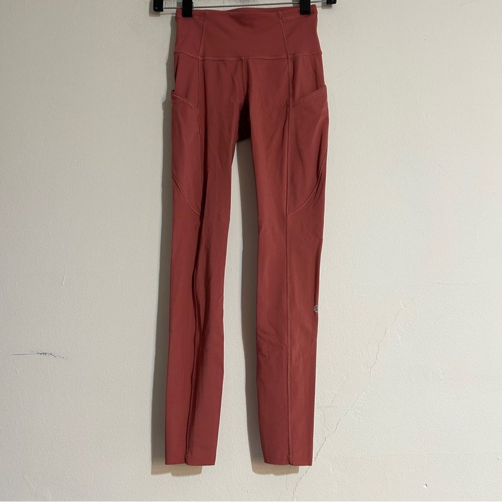 Lululemon Fast and Free High Rise Tight Leggings 25" Cool Cherry Tint Size 2